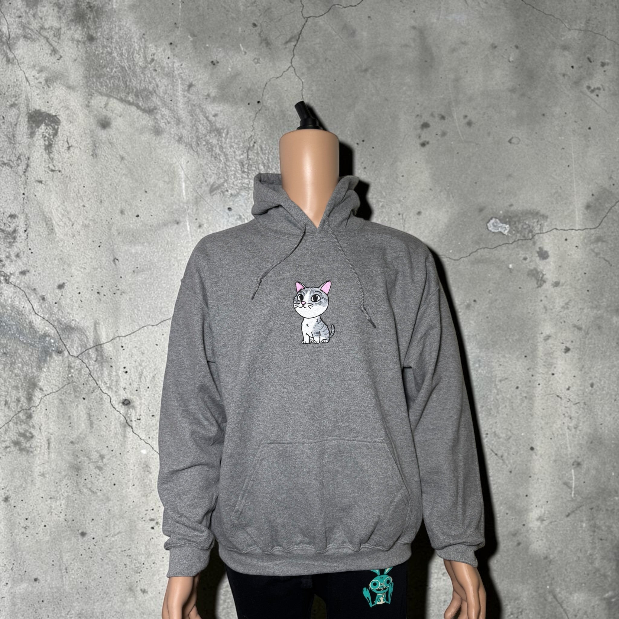 Embroidered Cat Hoodie – Heavy Blend